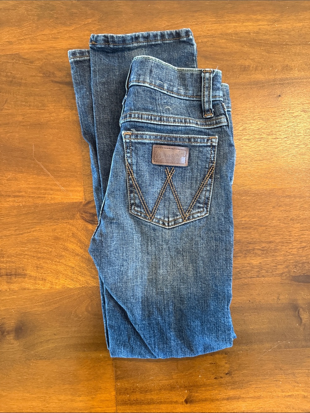 Wrangler slim straight Blue Denim Jeans with Contrasting Stitch